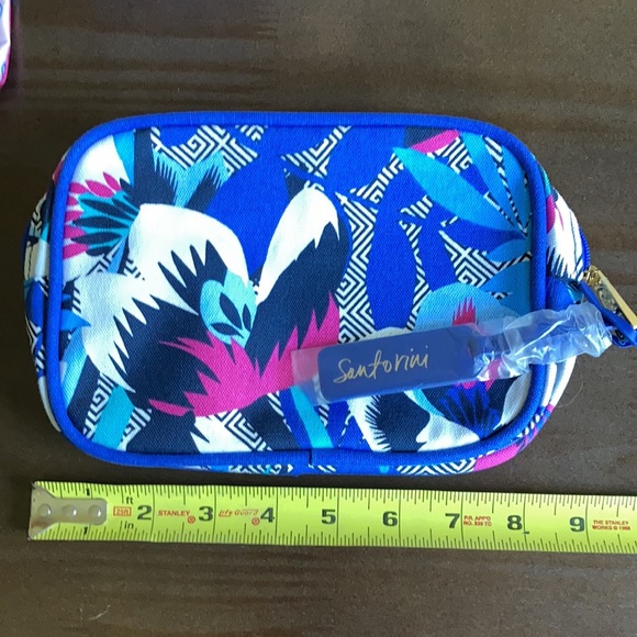 4 Makeup Bags - Picture 3 of 6